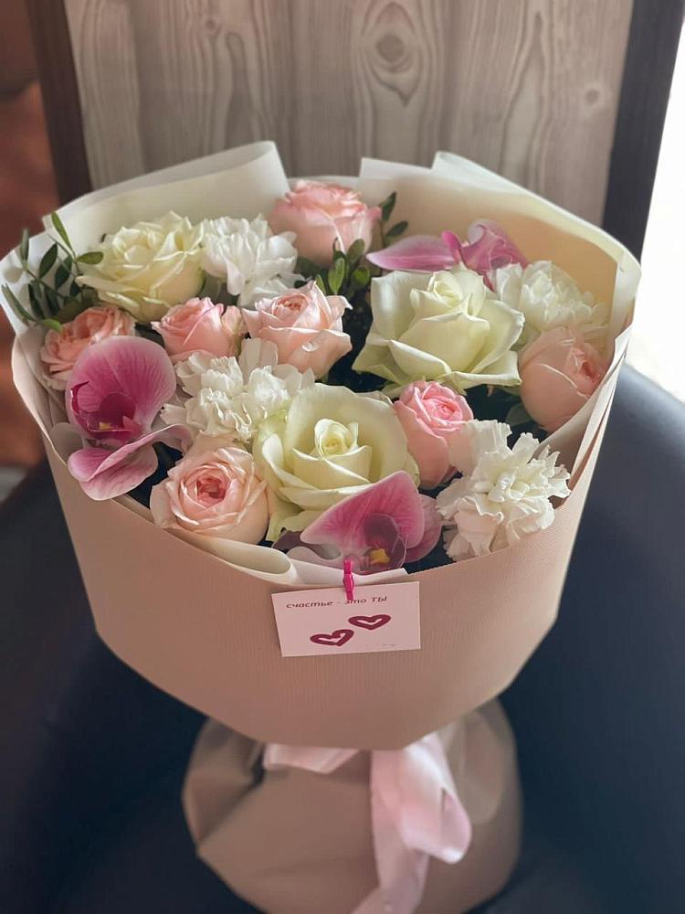 Букет цветов из: Орхидеи, Розы и Гвоздики в Новопетровское