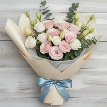 Букет цветов из:  Лизиантусы в Новопетровское