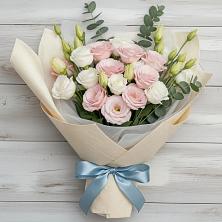 Букет цветов из:  Лизиантусы в Новопетровское