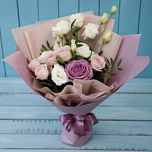 Букет цветов из:  Розы и Лизиантусы в Новопетровское
