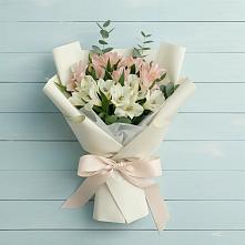 Букет цветов из:  Альстромерии в Новопетровское