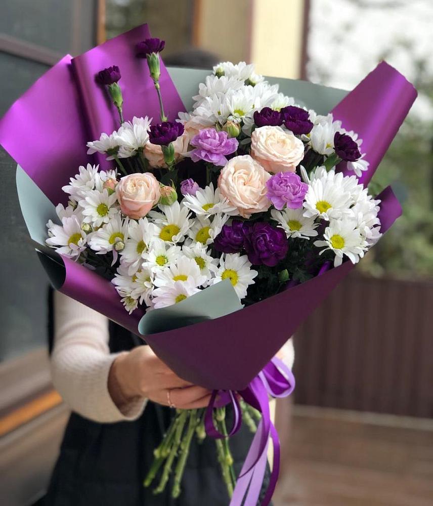 Букет цветов из: Хризантемы, Гвоздики и Розы в Новопетровское