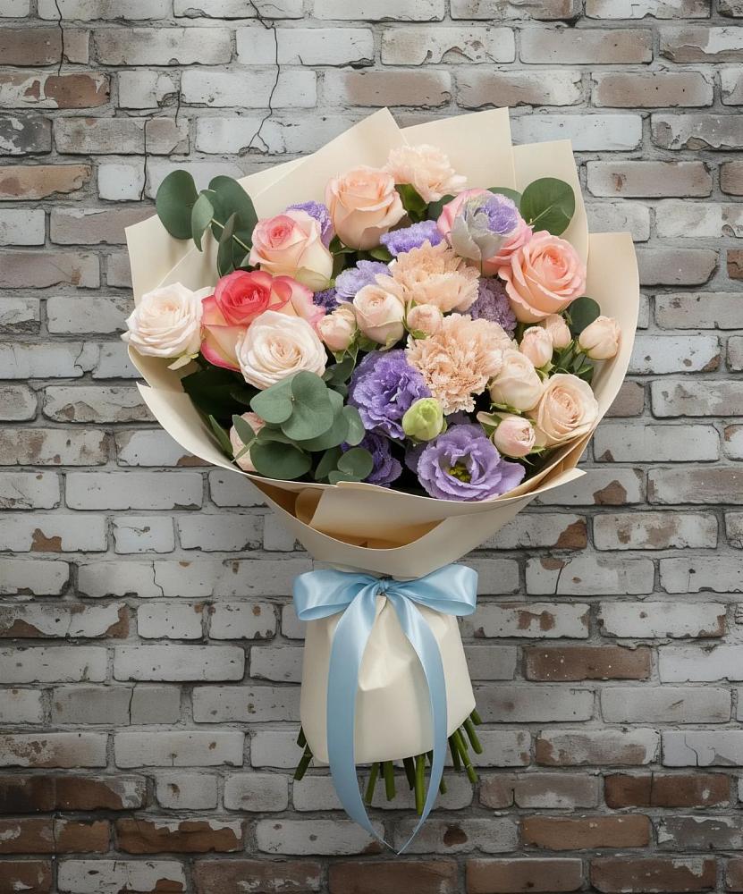 Букет цветов из: Розы, Лизиантусы и Гвоздики в Новопетровское