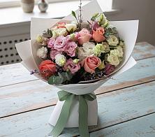 Букет цветов из:  Розы, Лизиантусы и Гвоздики в Новопетровское