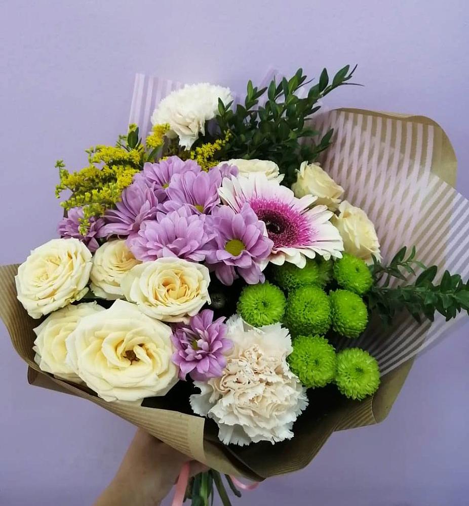 Букет цветов из: Хризантемы, Розы, Гвоздики и Герберы в Новопетровское