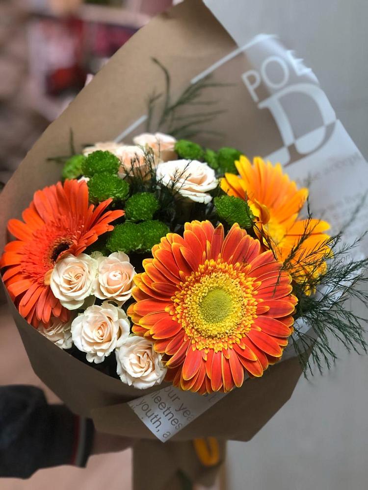 Букет цветов из: Герберы, Хризантемы и Розы в Новопетровское
